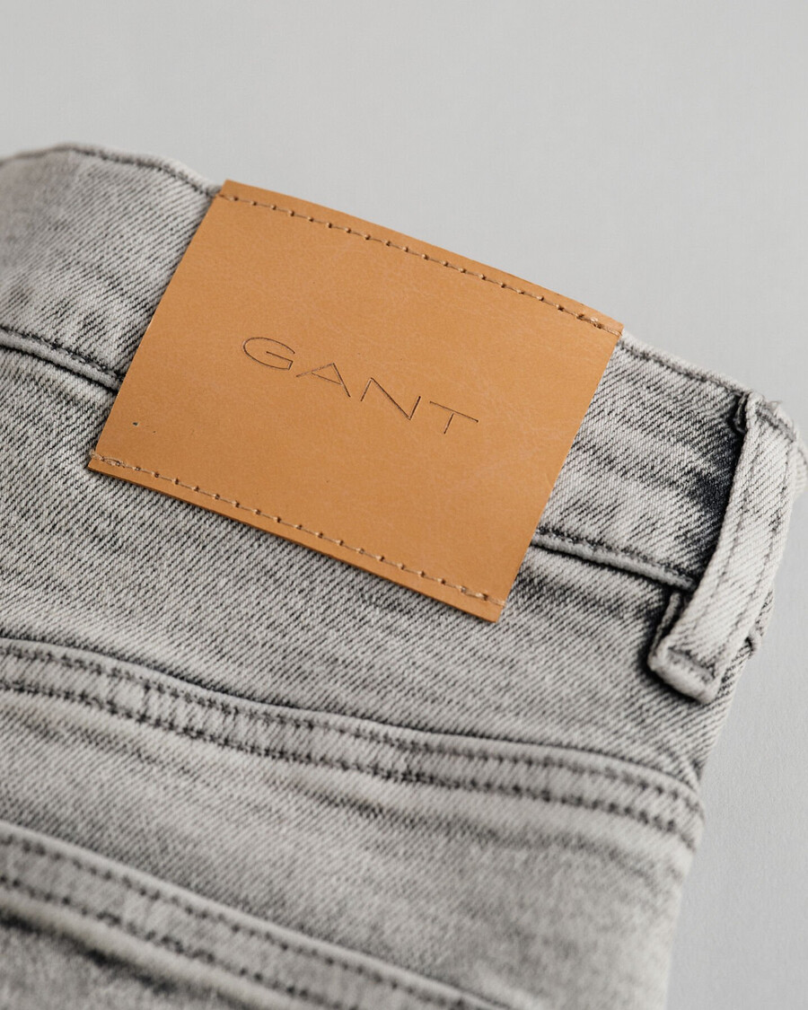 bootcut-jeans für teenager-mädchen – grau used-look