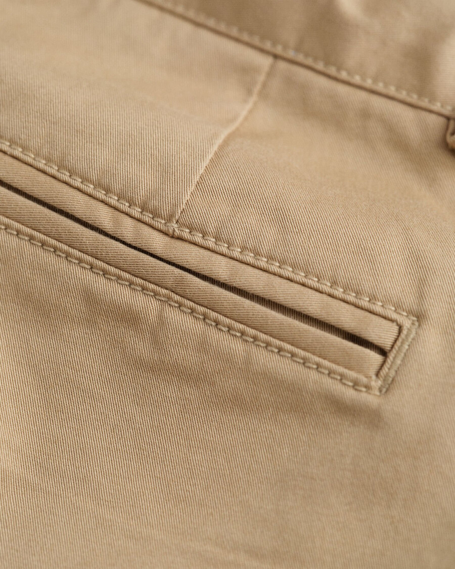 kinder-chinos in regulärer passform – dunkelkhaki