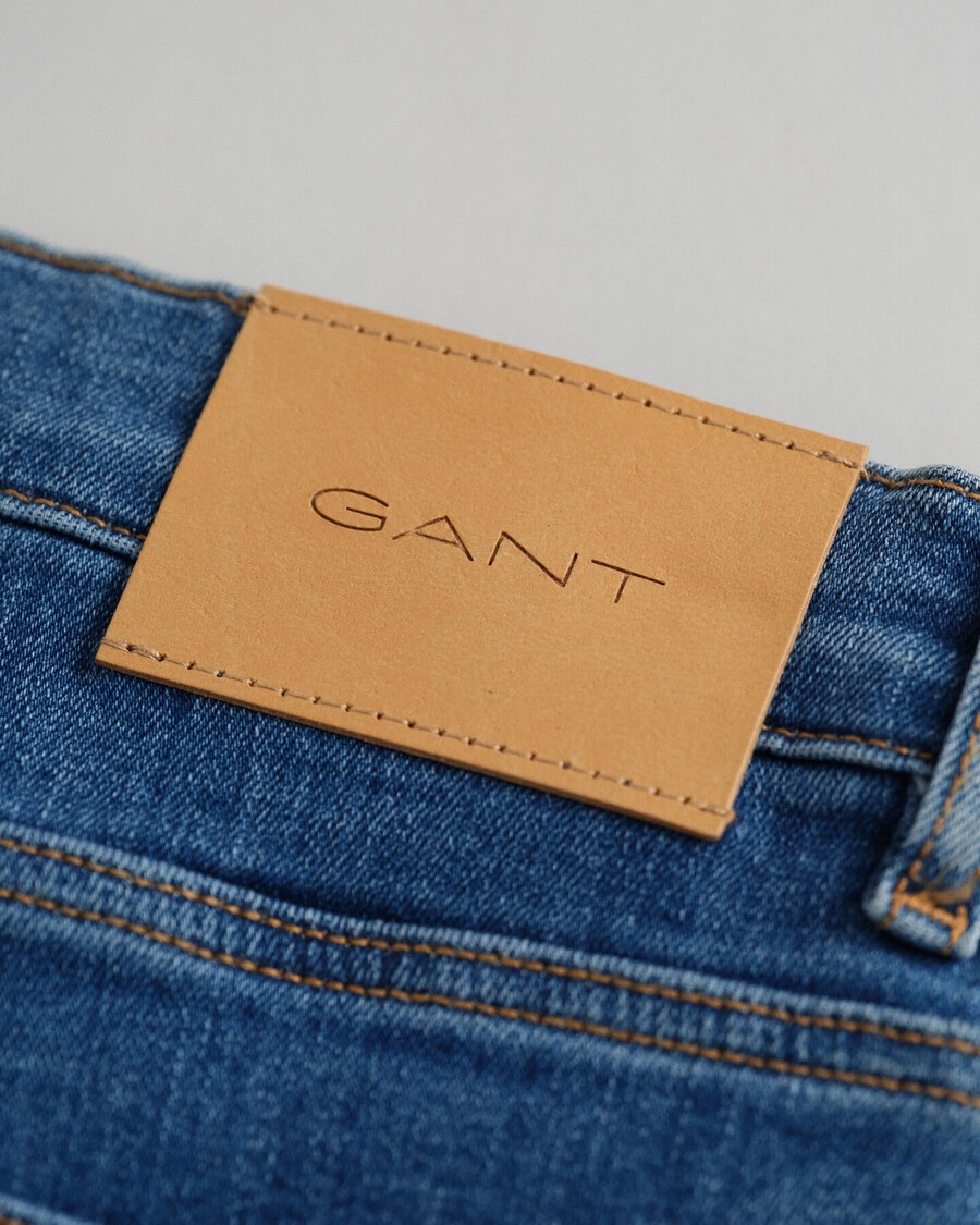 slim-fit-jeans für jungen teenager – mittelblau