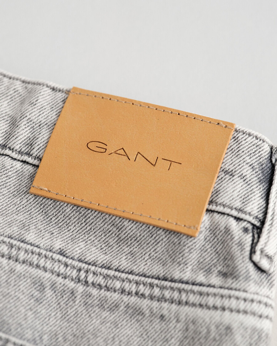 relaxed fit jeans für teenager-jungen – grau used-look