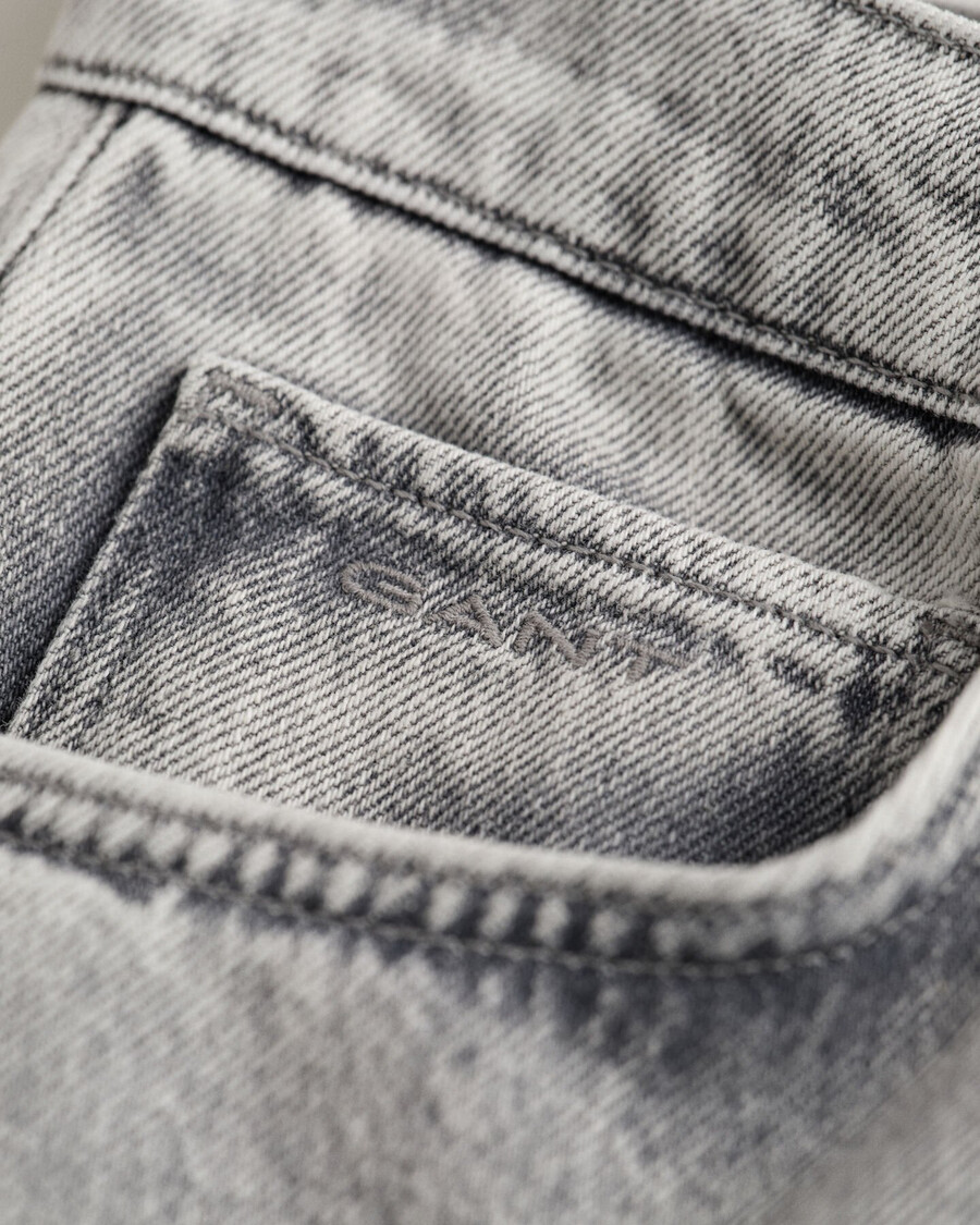 relaxed fit jeans für teenager-jungen – grau used-look