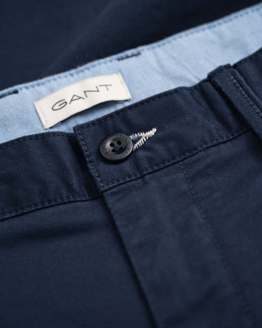 chinos für teenager-jungen mit entspannter passform – marineblau
