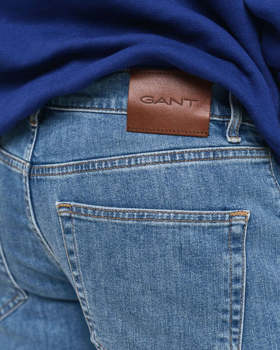 slim-fit-jeans – mittelblau used-look