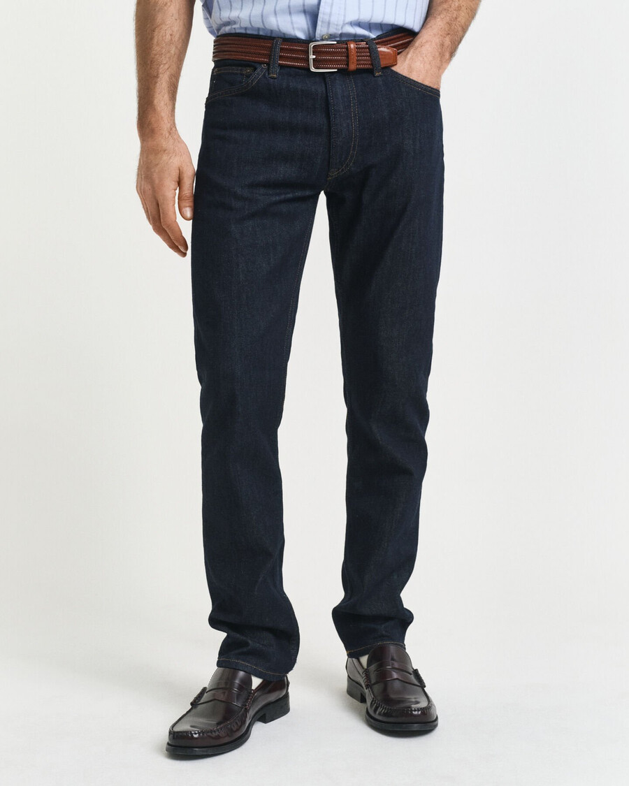jeans mit regulärer passform – dunkelblau