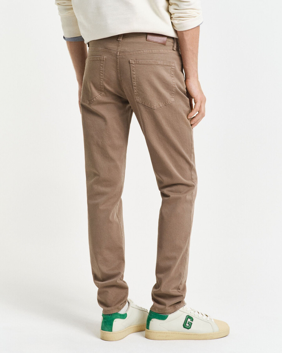 slim fit desert jeans – desert brown
