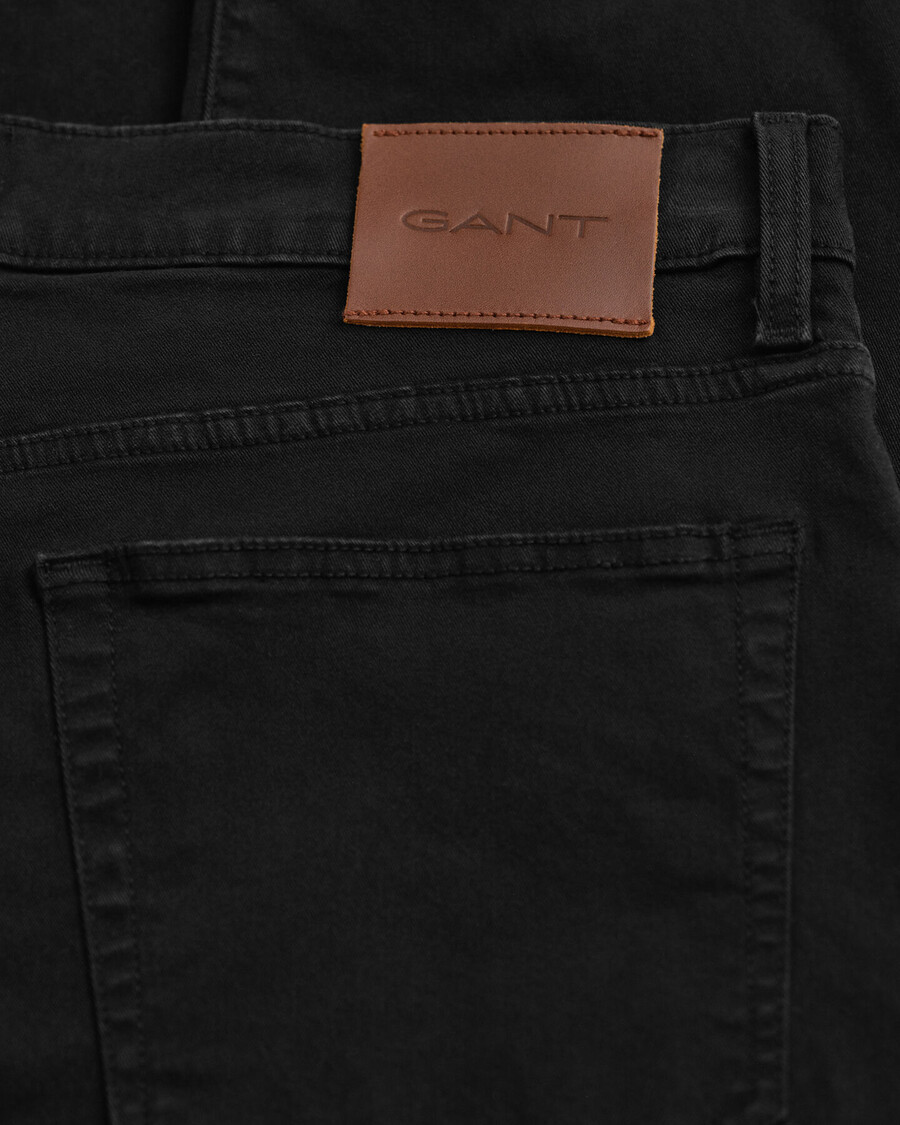 desert jeans mit regulärer passform – schwarz