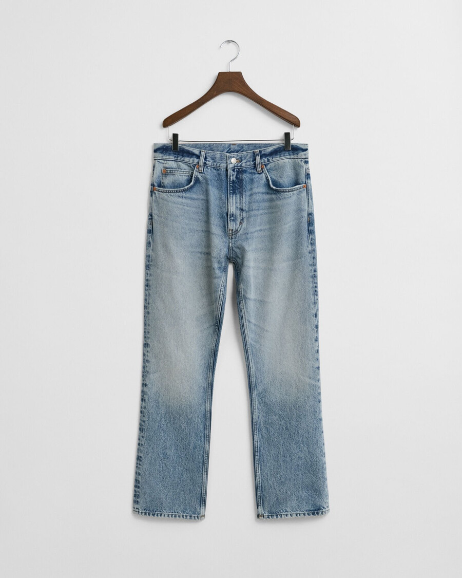 vintage-jeans im bootcut-stil gewaschen – hellblau