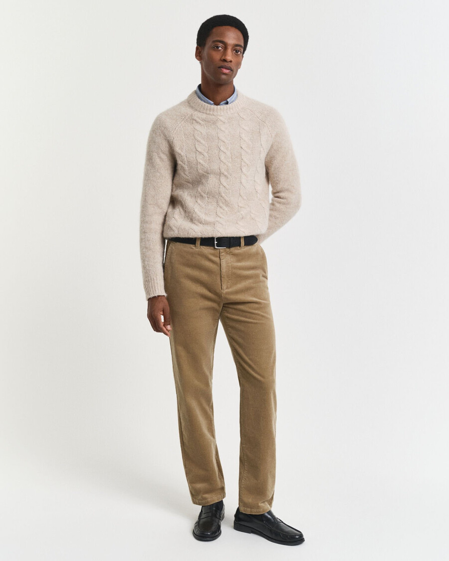 cord-chinos in regulärer passform – helltaupe