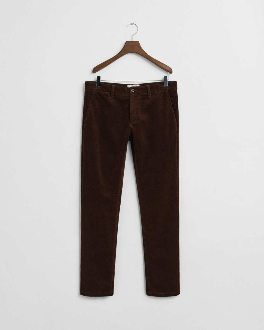 schmal geschnittene cord-chinos – dunkelbraun