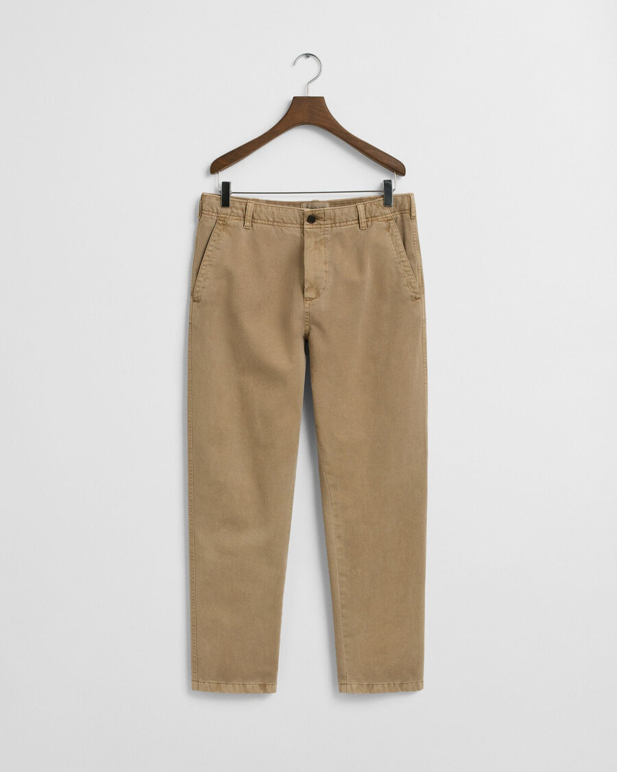 regular fit schmal zulaufende chinos aus Überschussware – helltaupe