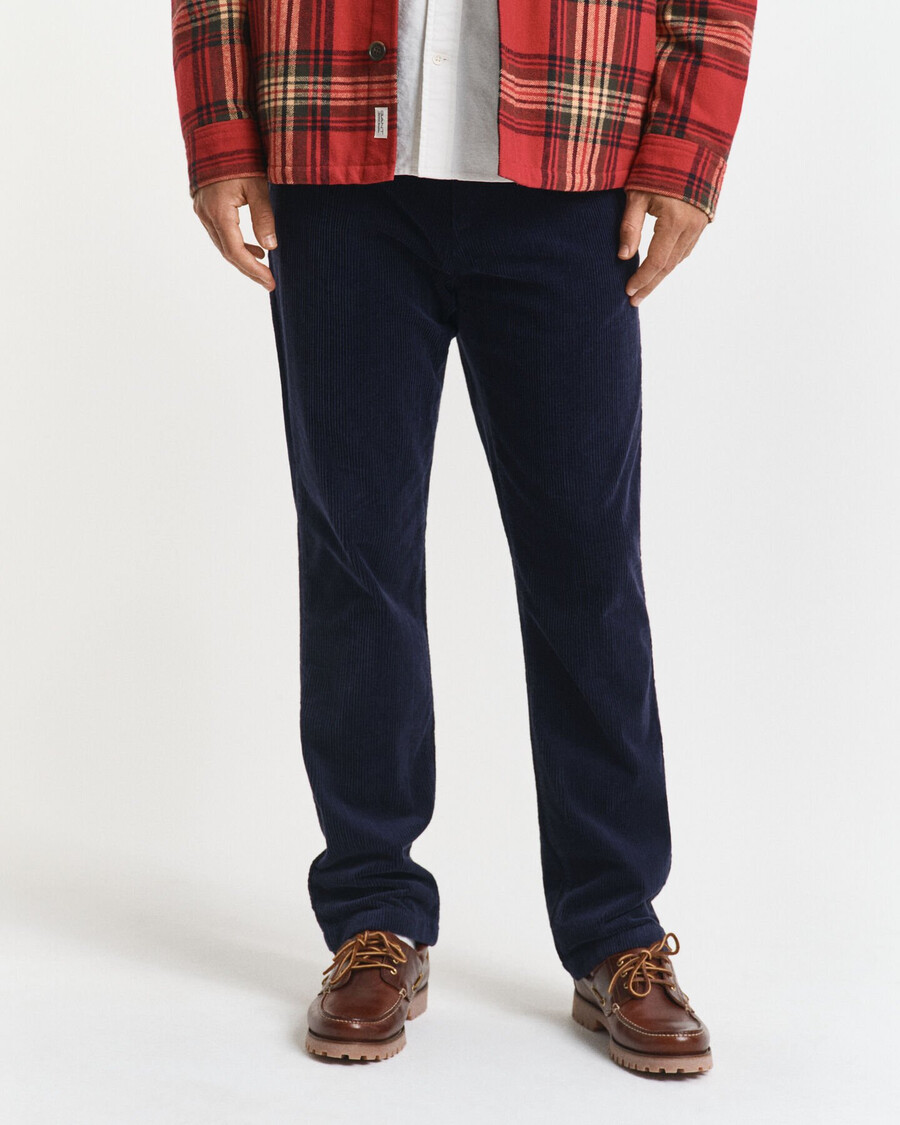 cordhose in regulärer passform – abendblau