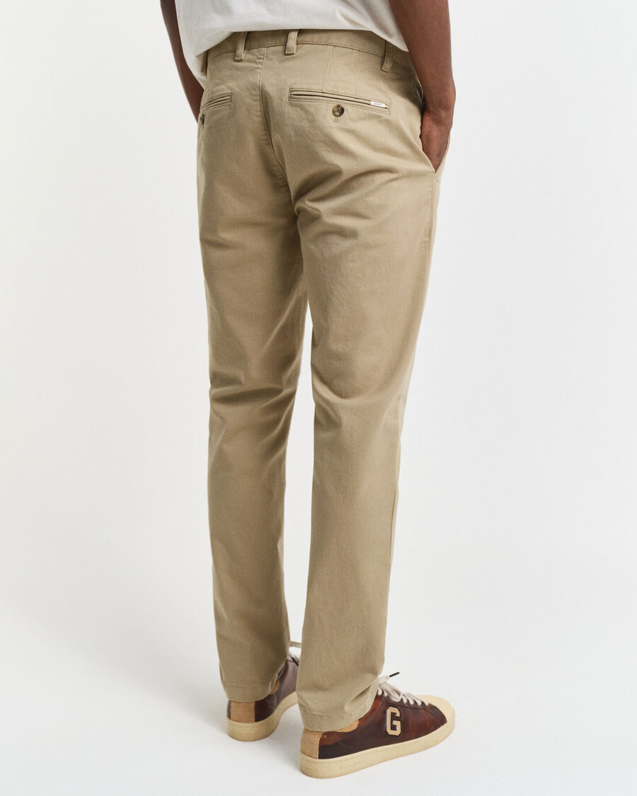 slim fit super comfort chinos – dunkelkhaki