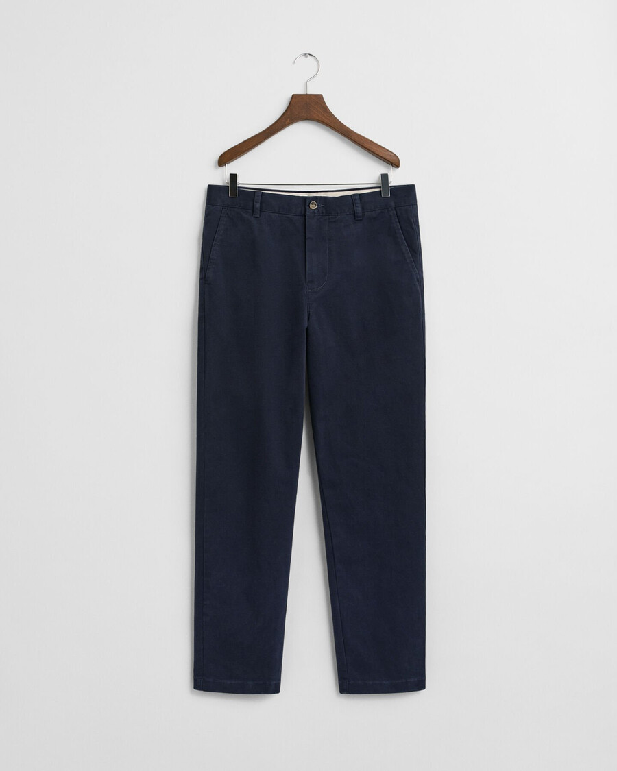 superbequeme chinos in regulärer passform – abendblau