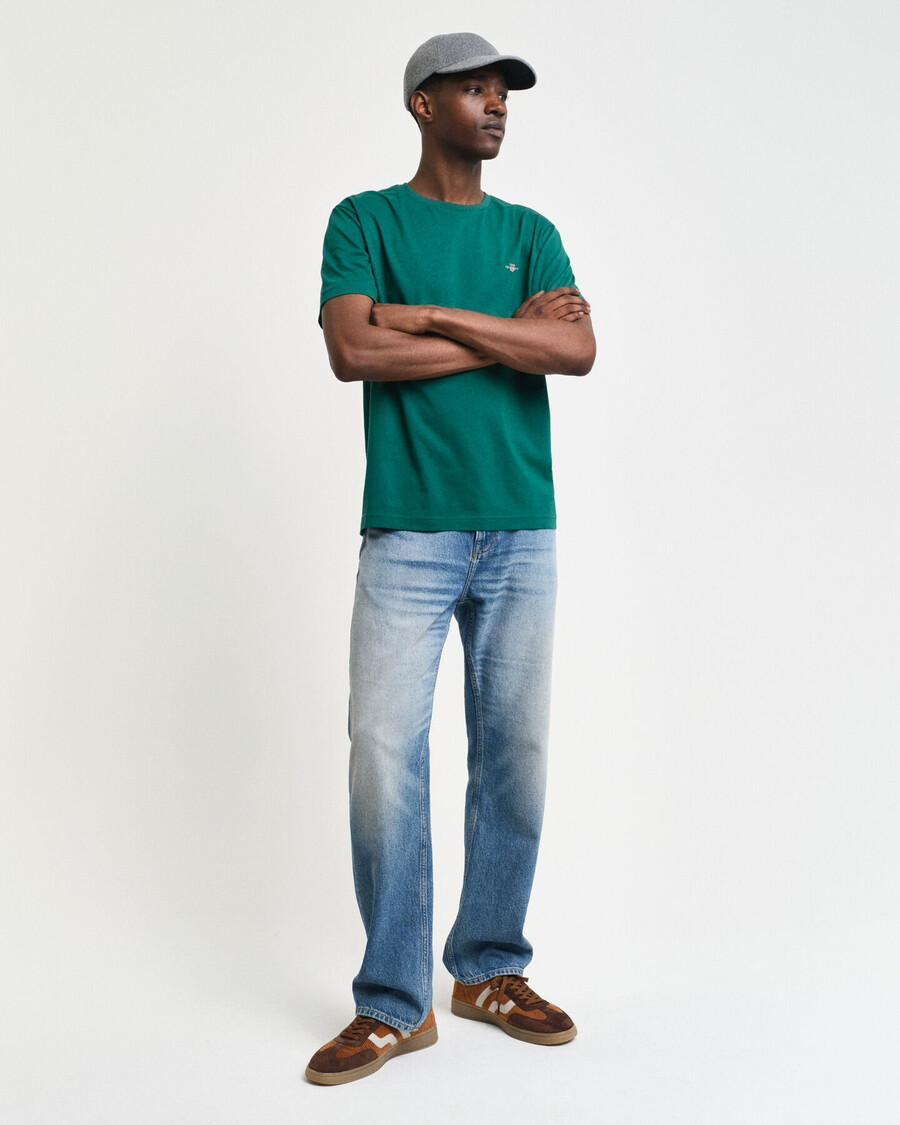 regular fit shield t-shirt – dunkelwaldgrün