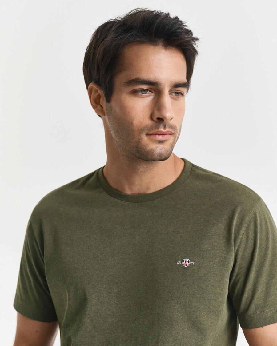 regular fit shield t-shirt – khakigrün meliert