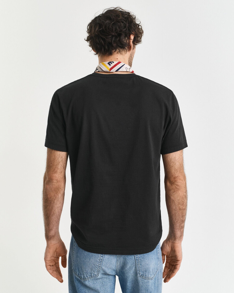 shield-t-shirt in regulärer passform – schwarz