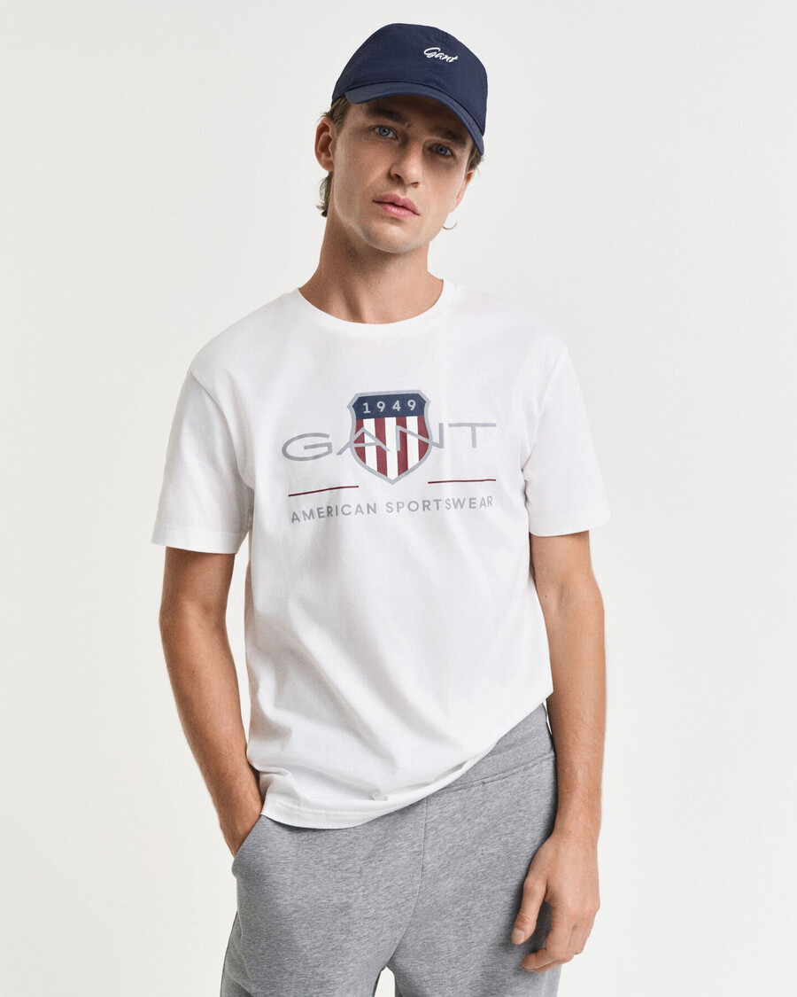 archive shield t-shirt – weiß