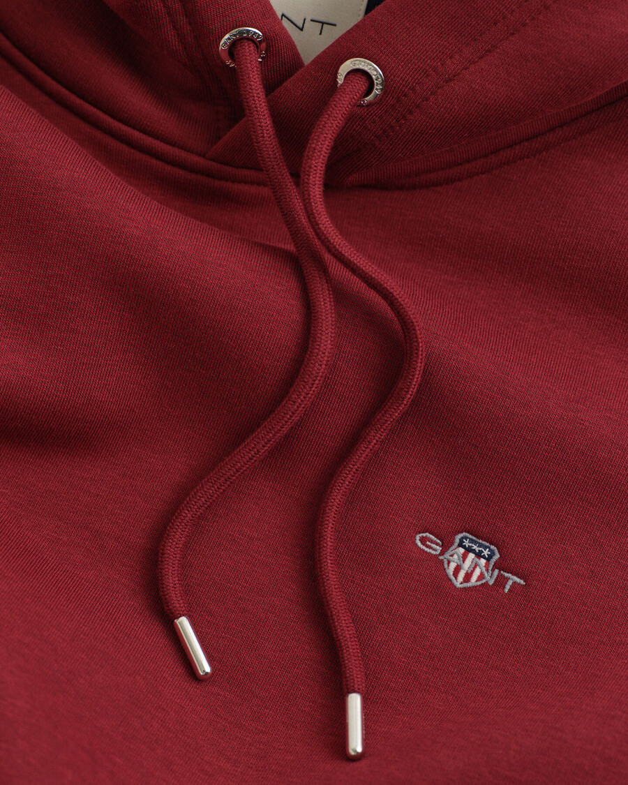 shield hoodie – plumped red