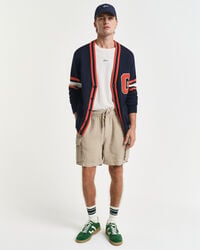 leinen-cargoshorts in regulärer passform – betonbeige