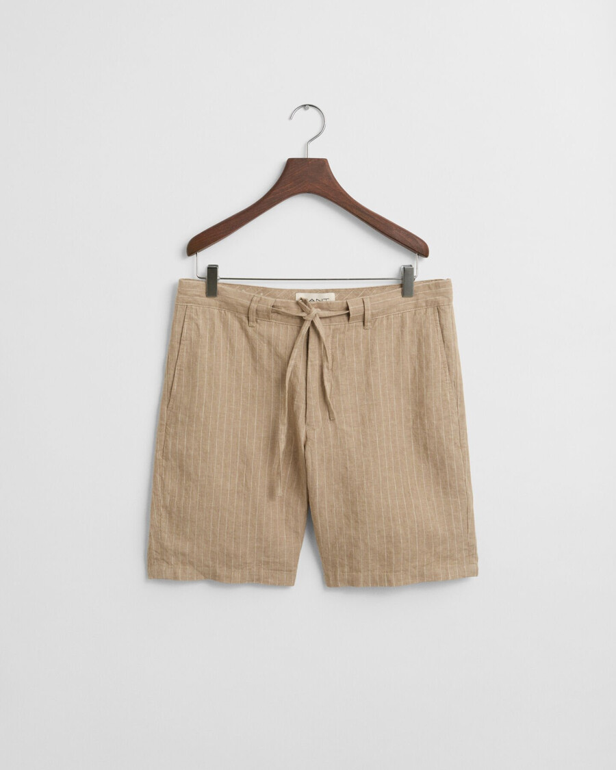 leinen-shorts mit nadelstreifen in regulärer passform – betonbeige