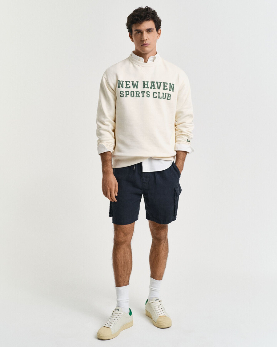 sweatshirt mit grafikprint und rundhalsausschnitt – creme