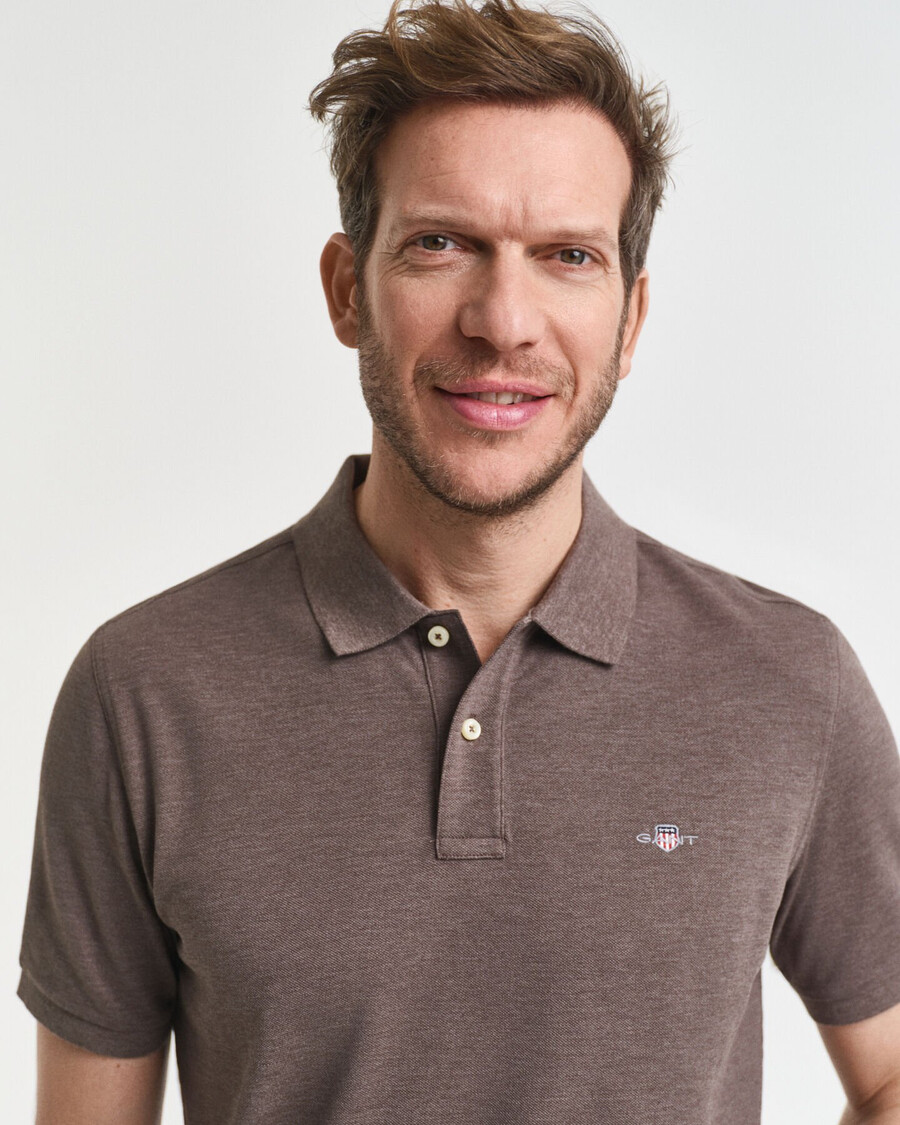 poloshirt aus piqué mit regulärer passform – seawood melange