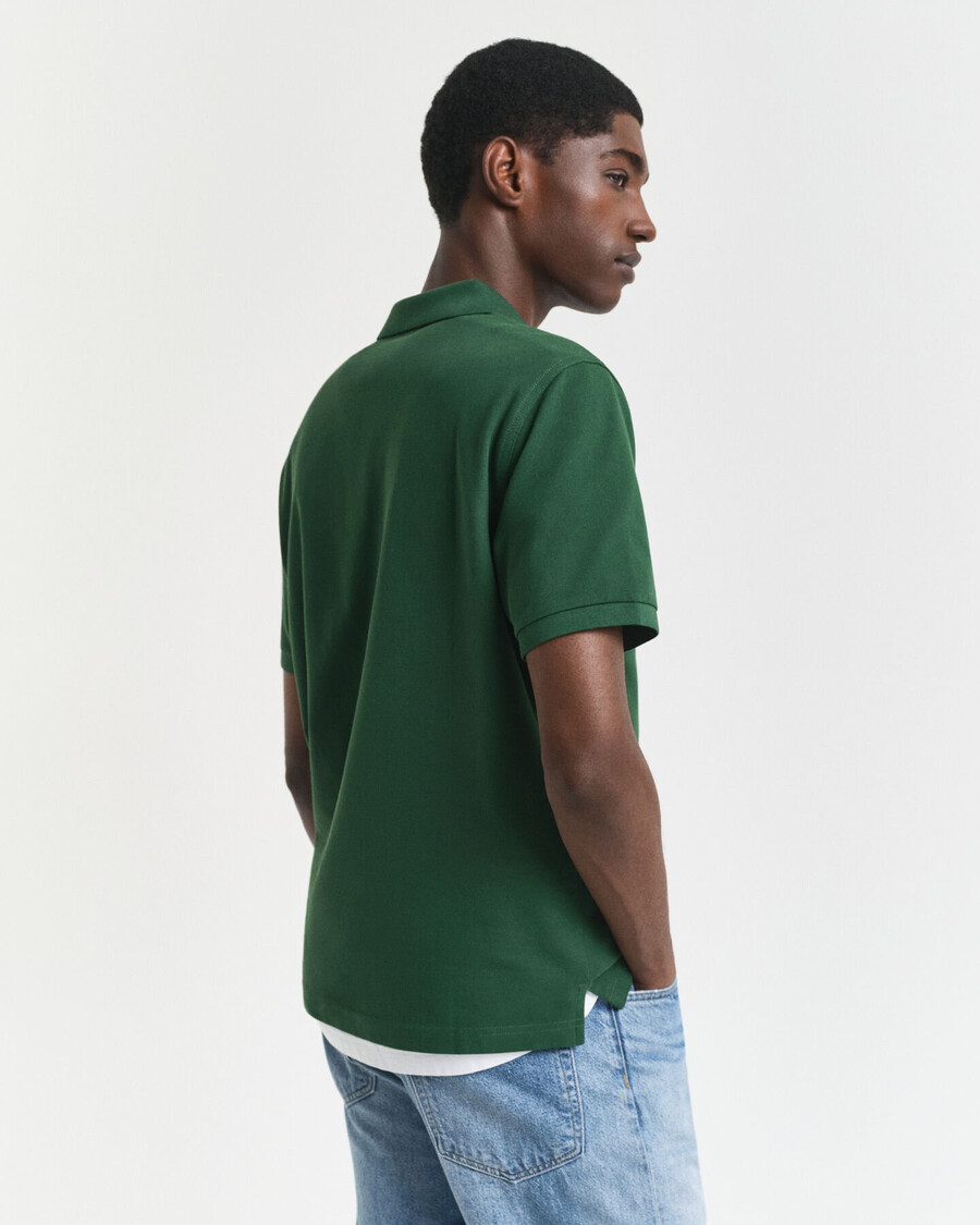 poloshirt aus piqué mit regulärer passform – waldgrün