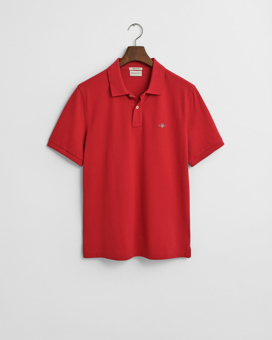 poloshirt aus piqué mit regulärer passform – rubinrot