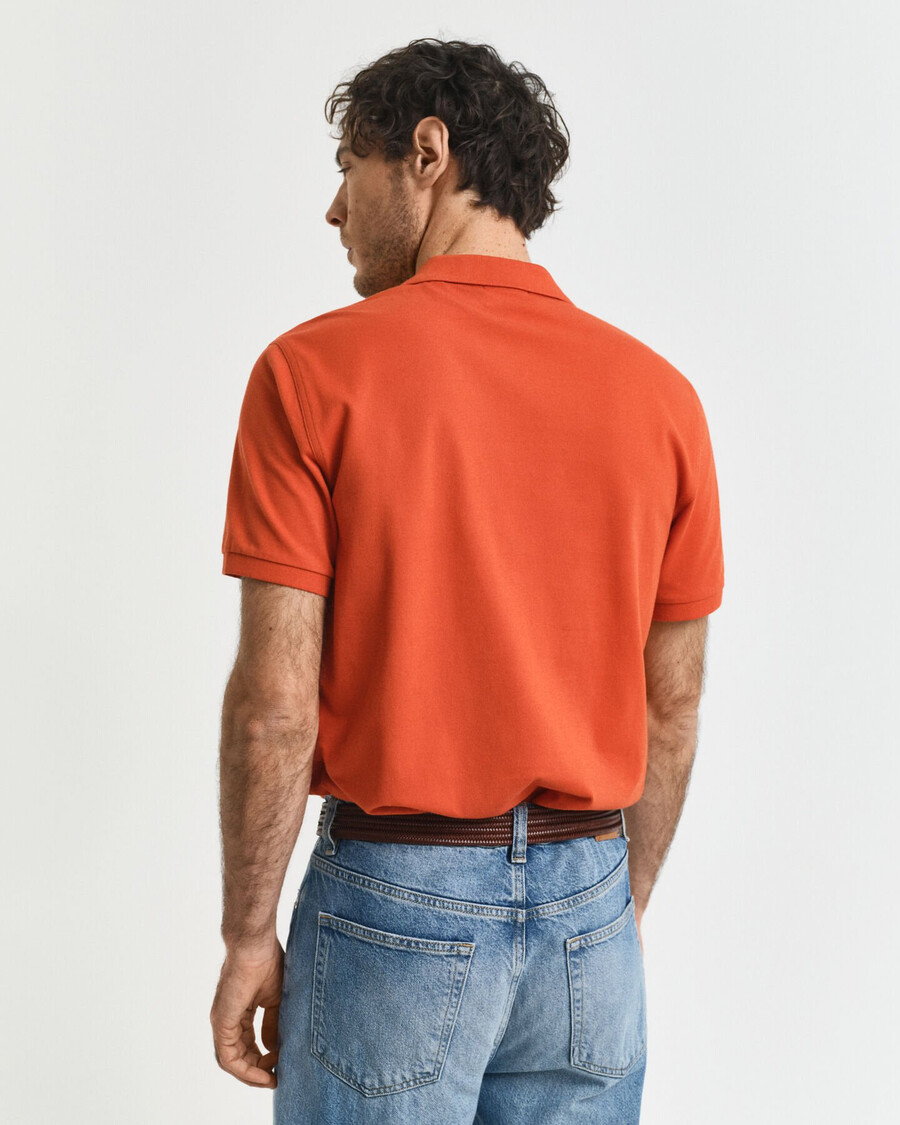 poloshirt aus piqué mit regulärer passform – tiefes orange