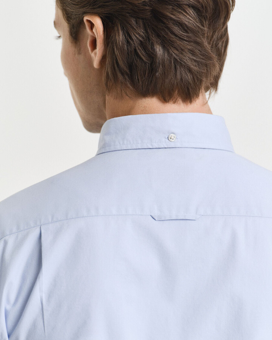 klassisches slim-fit-popelinehemd – hellblau