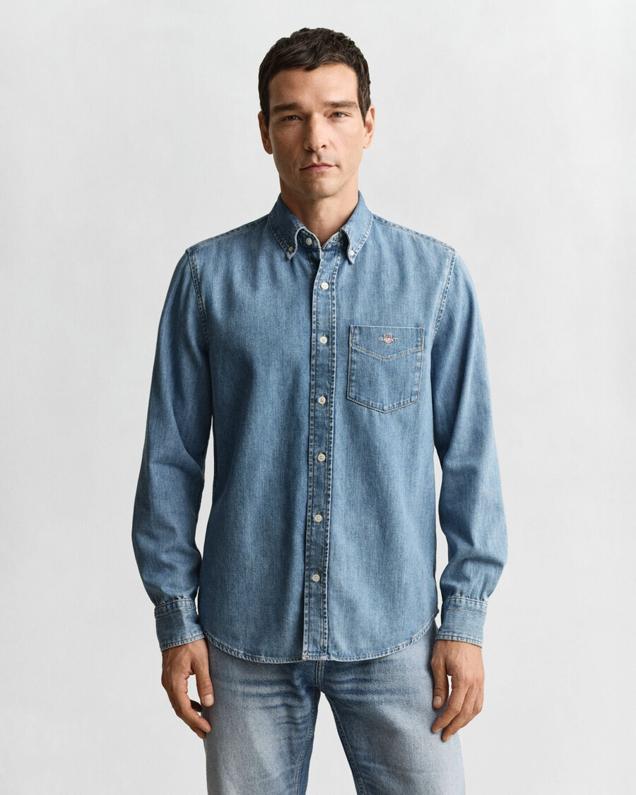 jeanshemd in regulärer passform – hellblau used-look
