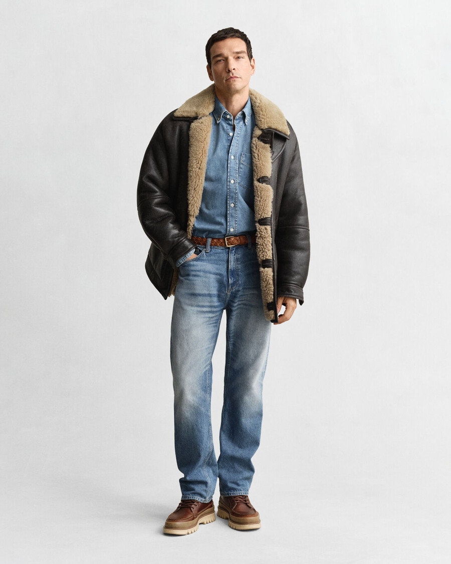 jeanshemd in regulärer passform – hellblau used-look