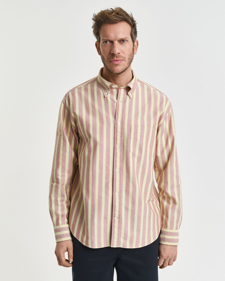 gestreiftes oxford-hemd mit lässiger passform – modern rust