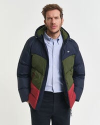 active cloud jacke mit farbblock-design – abendblau