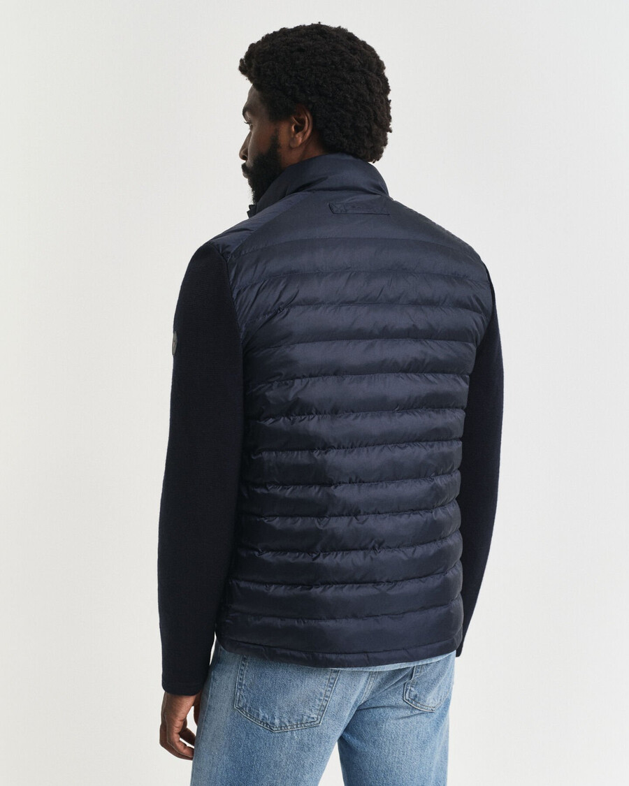 jacke aus materialmix – abendblau