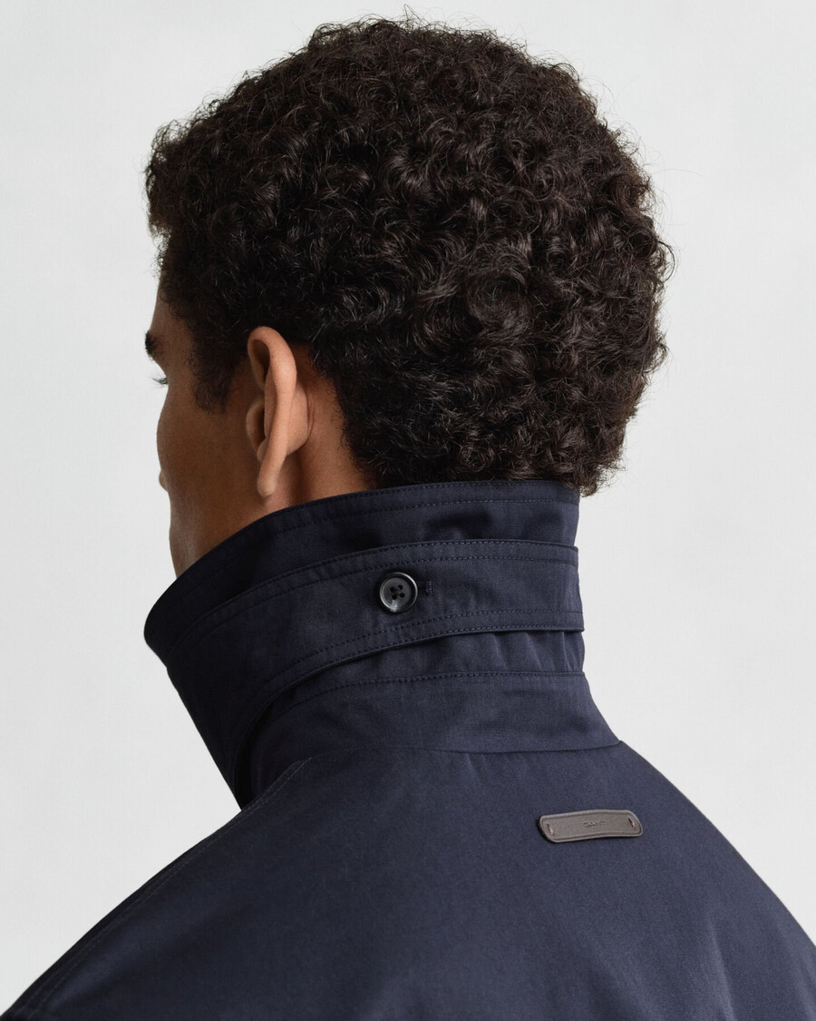 trenchcoat aus baumwollmischgewebe – abendblau