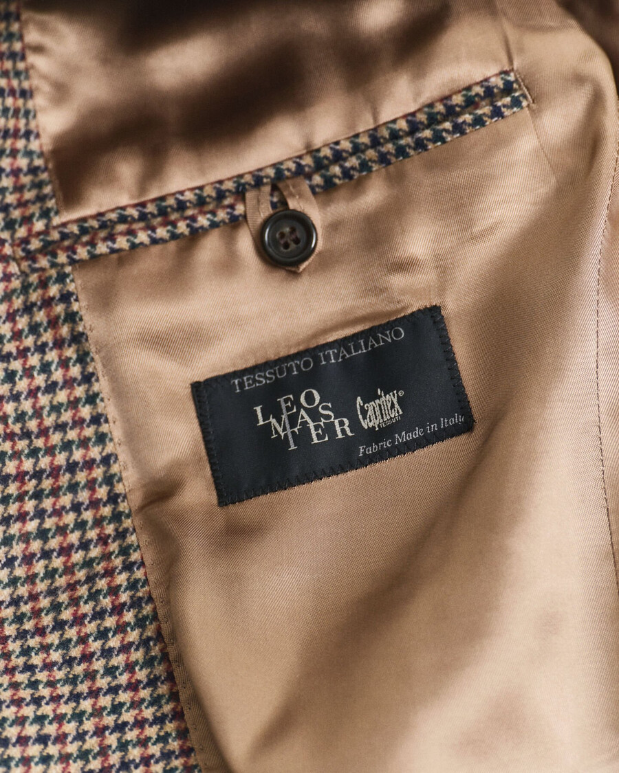 schmal geschnittener blazer mit hahnentrittmuster – helltaupe