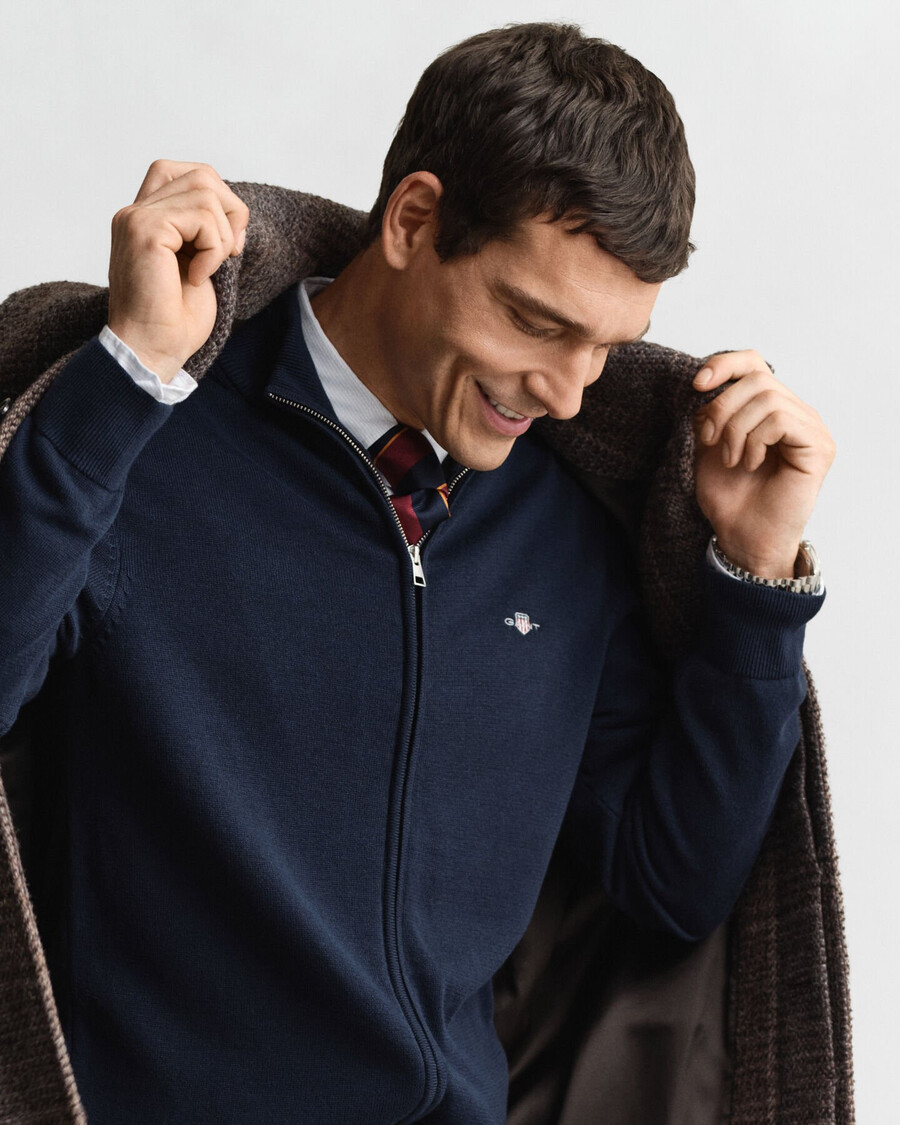 lässige baumwoll-strickjacke mit reißverschluss – abendblau