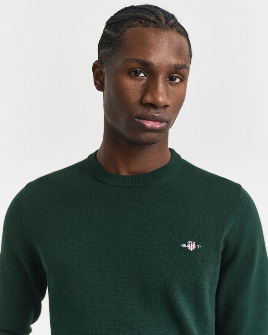 klassischer baumwollpullover mit rundhalsausschnitt – tartangrün