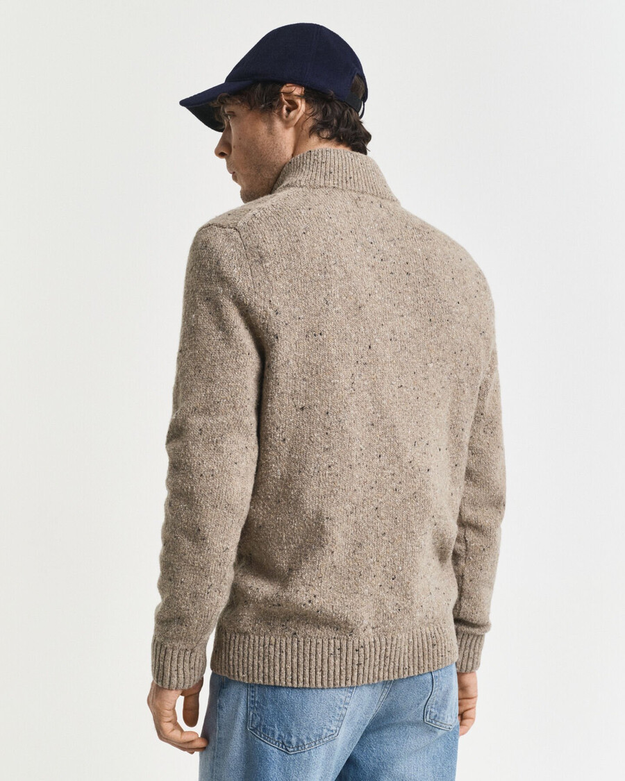 halbgeknöpfter pullover aus wollmischung von nepps – dunkelsandmeliert