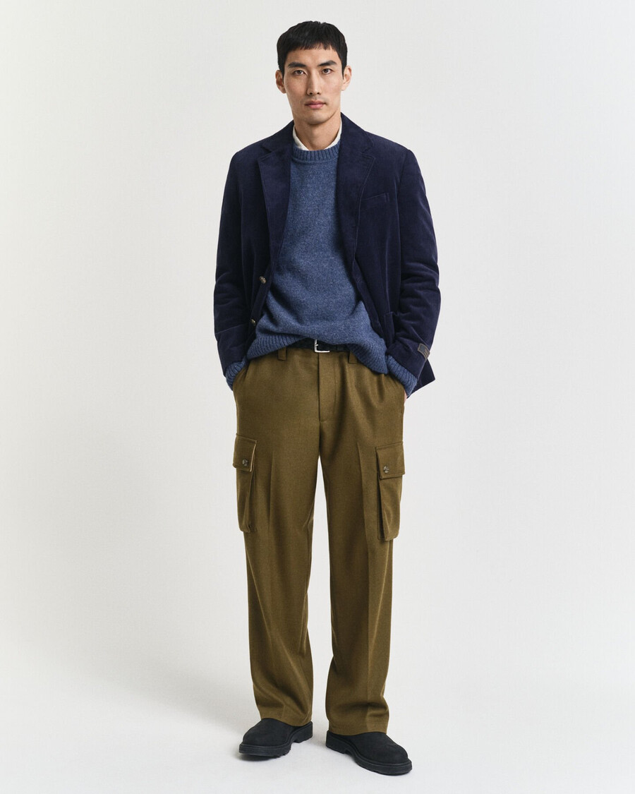 schottischer wollpullover mit rundhalsausschnitt – marine melange