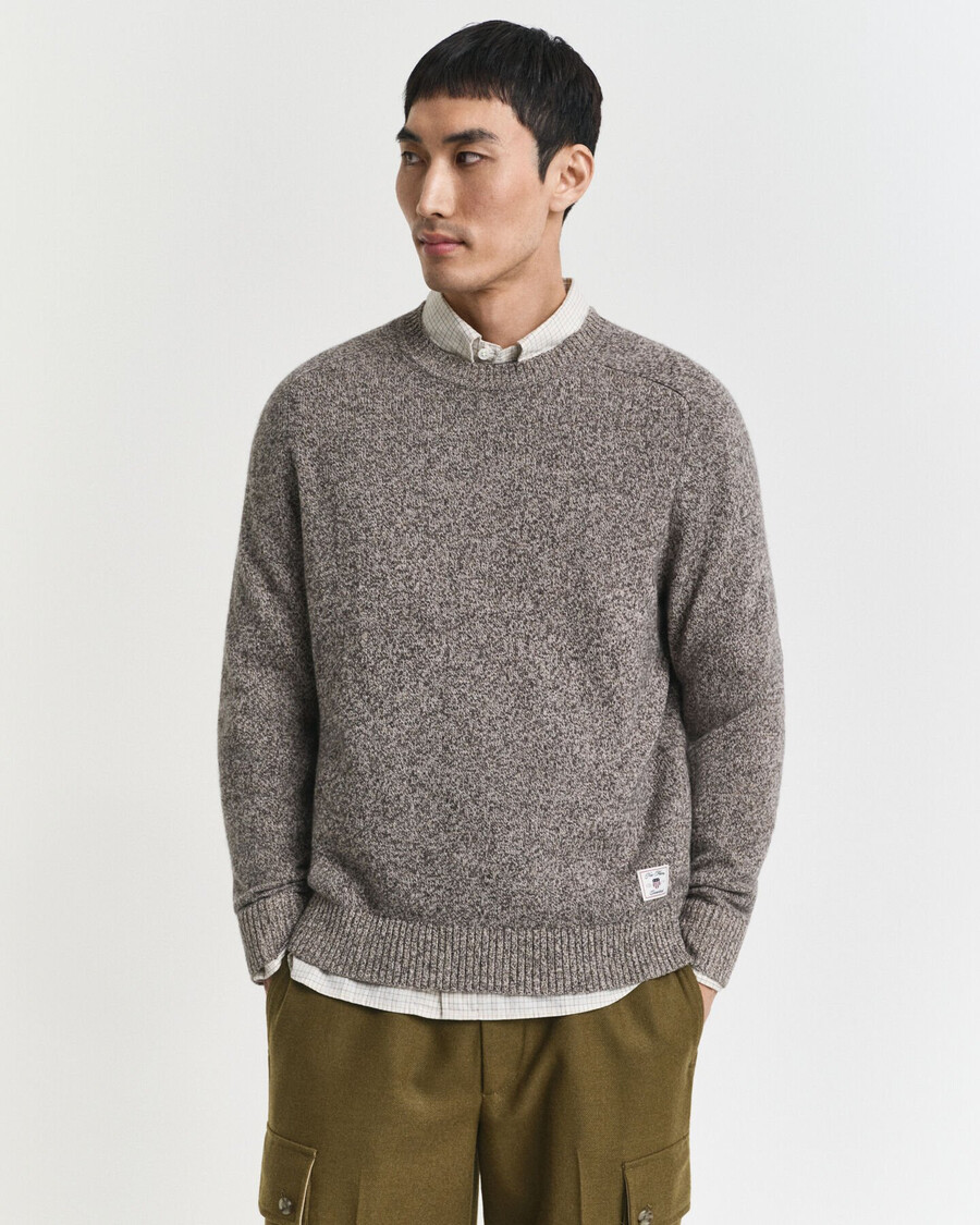 mouliné pullover mit rundhalsausschnitt aus wollmischung – braunmeliert