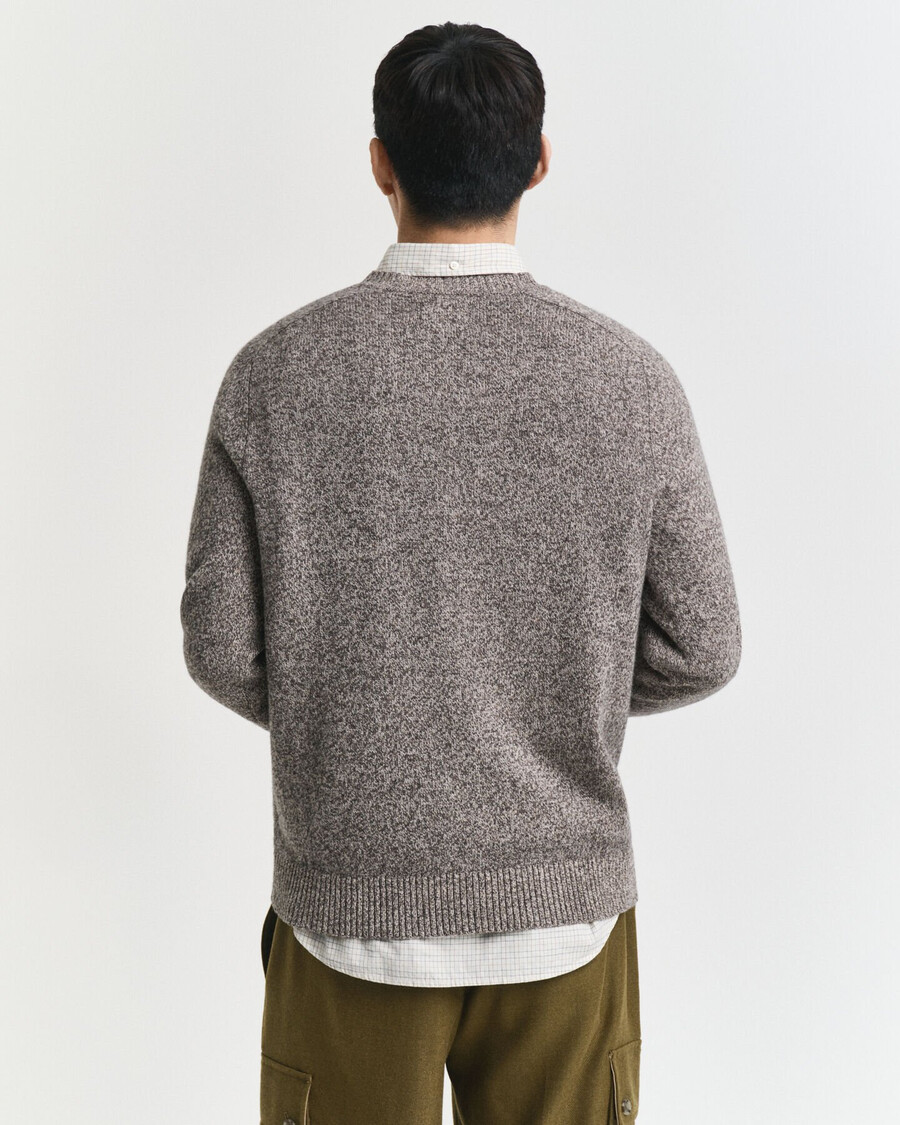 mouliné pullover mit rundhalsausschnitt aus wollmischung – braunmeliert