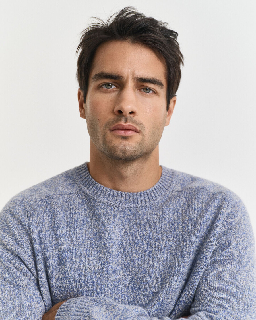 mouliné pullover mit rundhalsausschnitt aus wollmischung – denimblau meliert