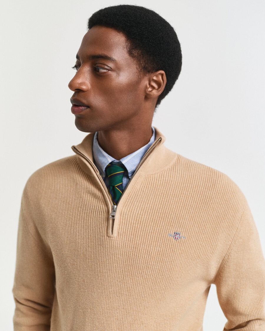 gerippter pullover mit halbem reißverschluss aus baumwoll-merinowolle – khaki-melange