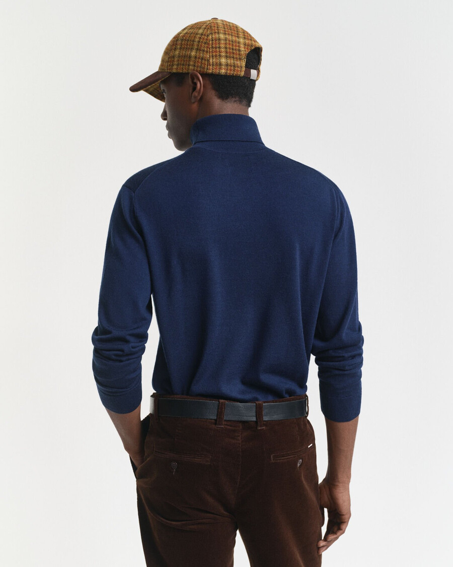 extrafeiner rollkragenpullover aus merinowolle – marineblau