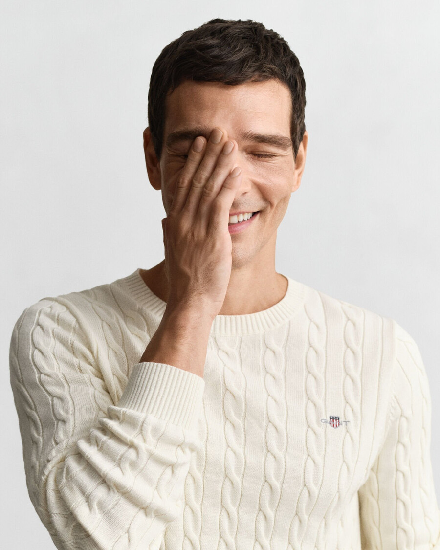 baumwollpullover mit zopfmuster und rundhalsausschnitt – creme