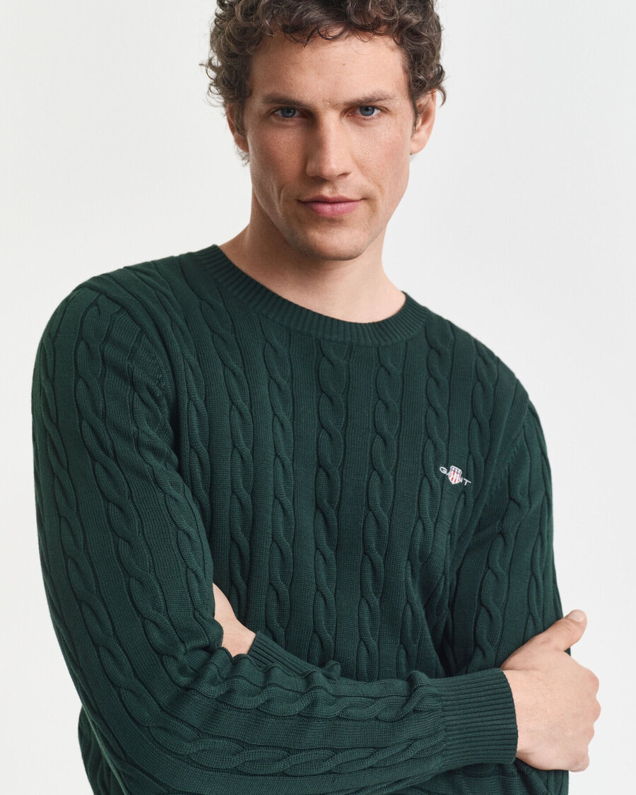 baumwollpullover mit zopfmuster und rundhalsausschnitt – tartangrün
