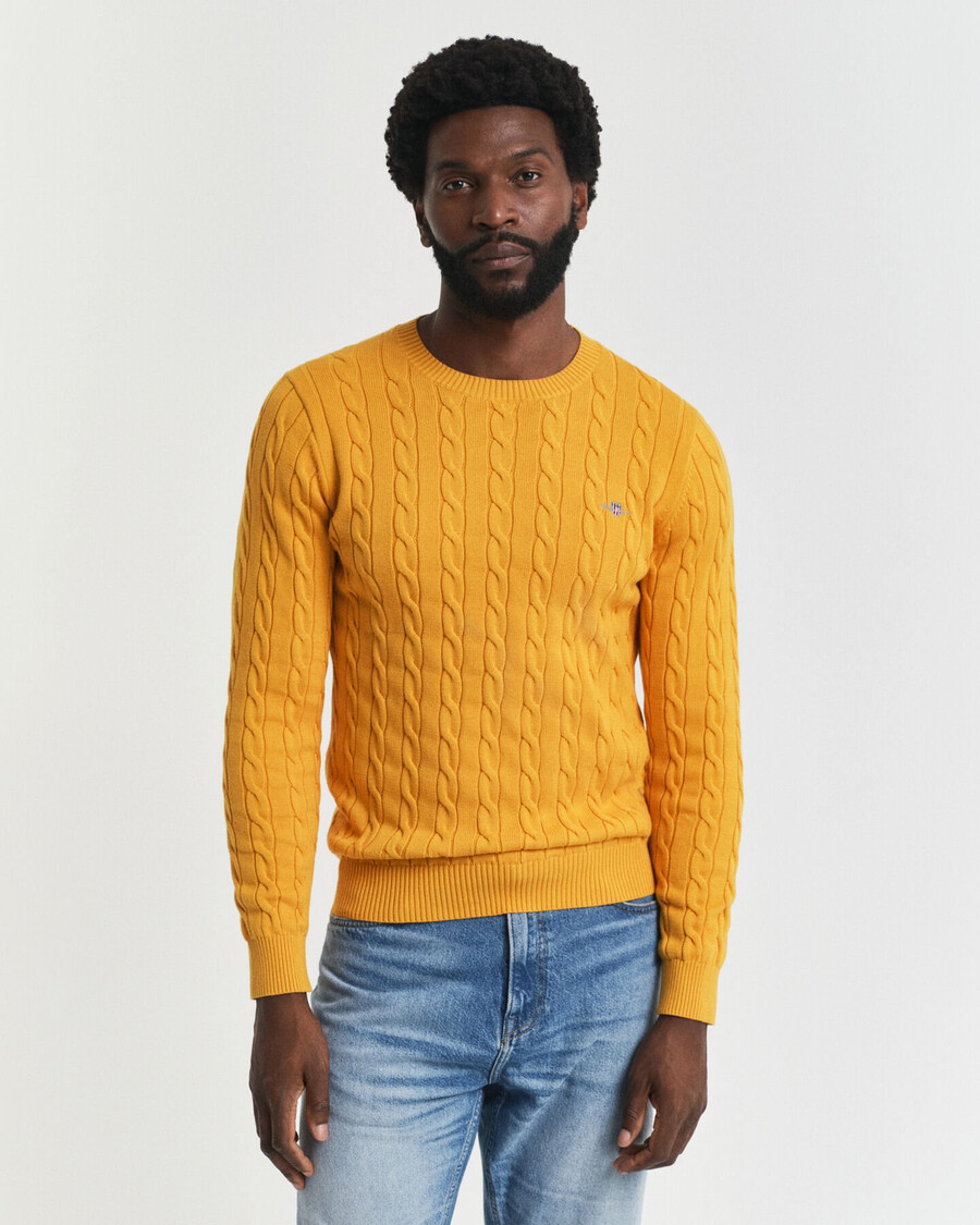 baumwoll-zopfstrickpullover mit rundhalsausschnitt – gelbe flechte
