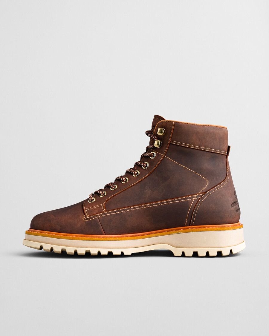 clafton schnürstiefel aus leder – whiskeybraun